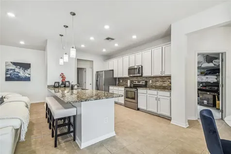 6738 Devesta Loop Palmetto FL 34221