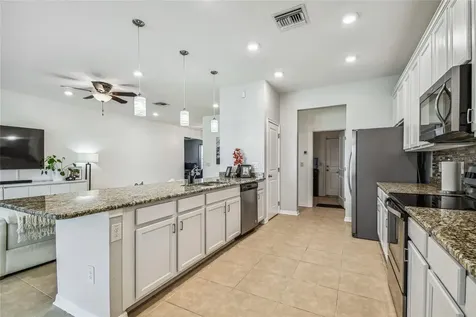 6738 Devesta Loop Palmetto FL 34221