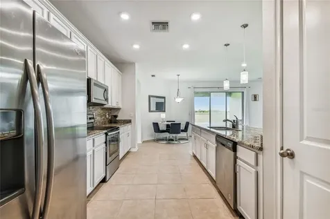 6738 Devesta Loop Palmetto FL 34221