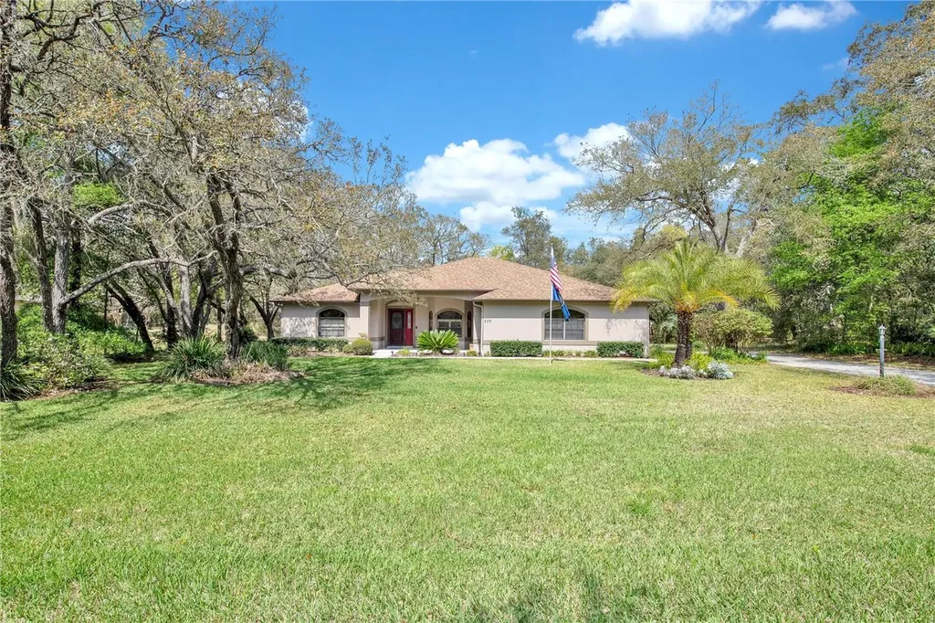 329 W National Street Hernando FL 34442