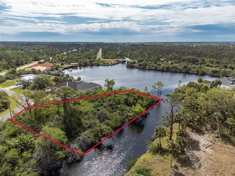 2253 Beurket Street Port Charlotte FL 33953