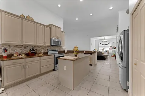 2415 Strandhill Street Orlando FL 32824