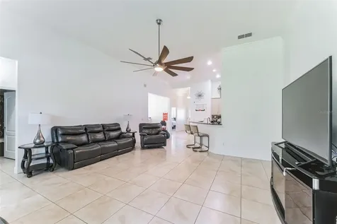 2415 Strandhill Street Orlando FL 32824