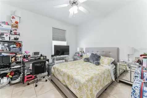 2415 Strandhill Street Orlando FL 32824