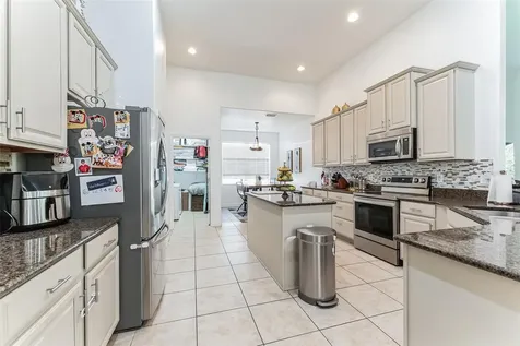 2415 Strandhill Street Orlando FL 32824