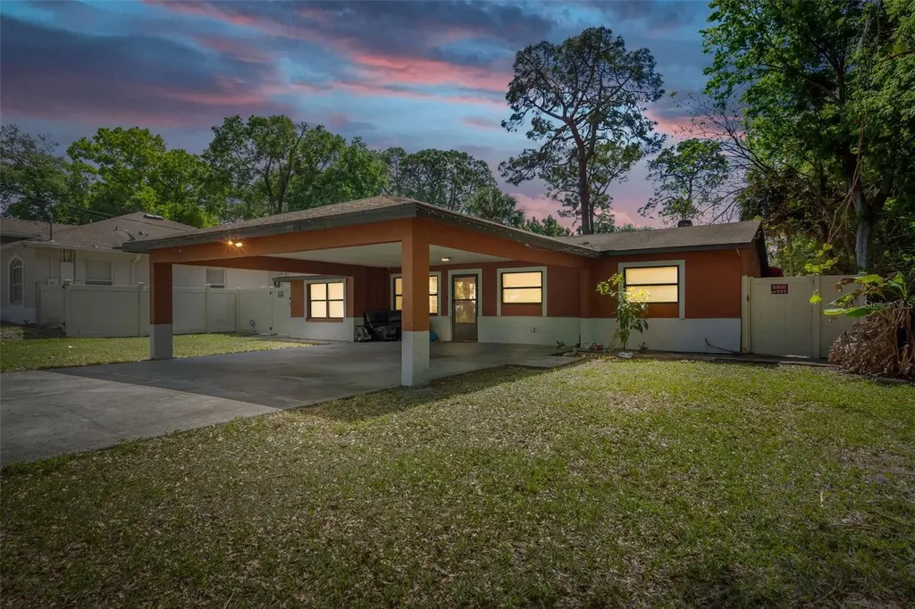 8842 W Robson Street Tampa FL 33615