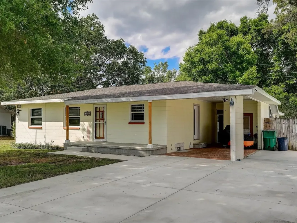 39041 Park Drive Zephyrhills FL 33542