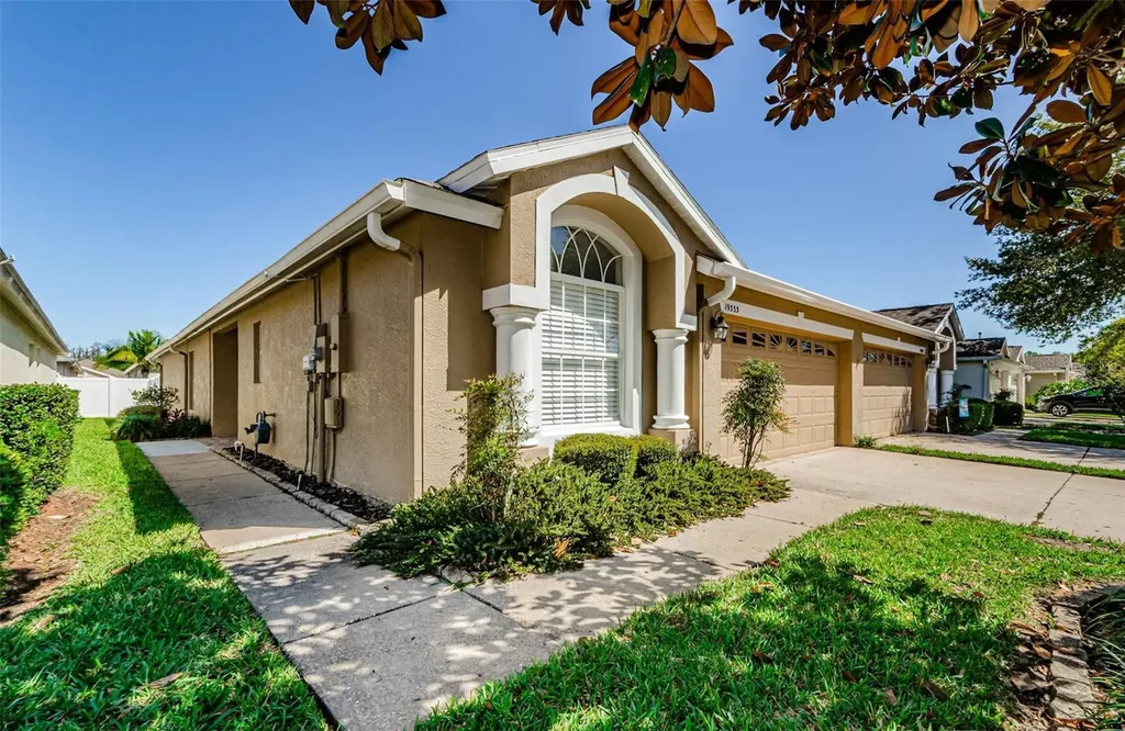 19333 Weymouth Drive Land O Lakes FL 34638
