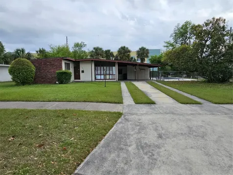 2036 W Amelia Street Orlando FL 32805