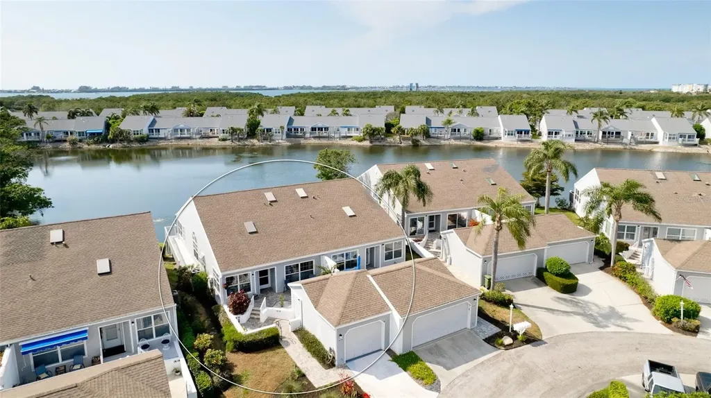 1116 Roseate Court Bradenton FL 34209