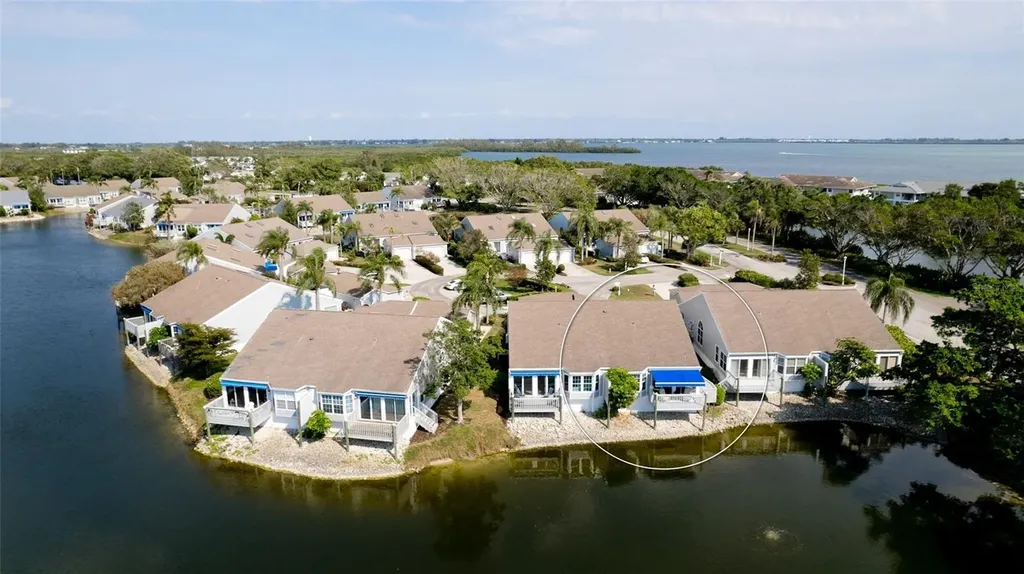 1116 Roseate Court Bradenton FL 34209