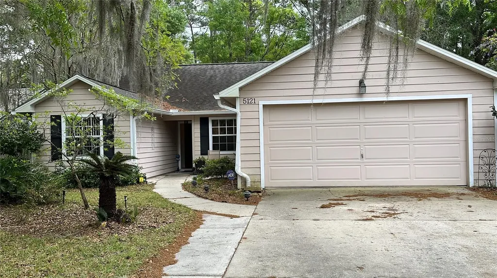 5121 NW 35th Place Gainesville FL 32606