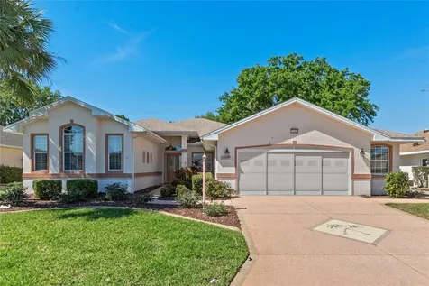 21803 King John Street Leesburg FL 34748