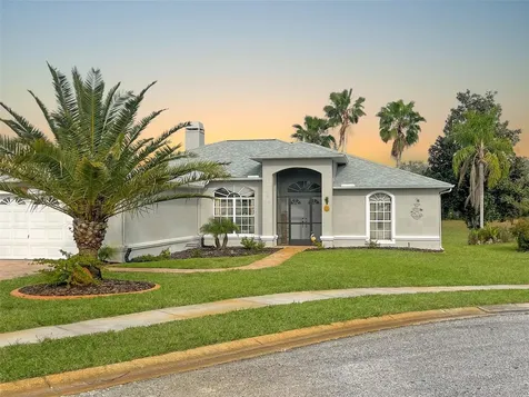 18616 Royal Court Hudson FL 34667