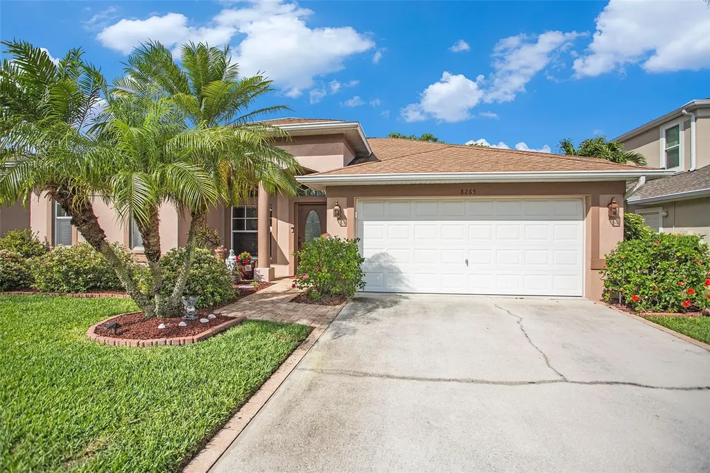 8265 Wild Oaks Circle Largo FL 33773