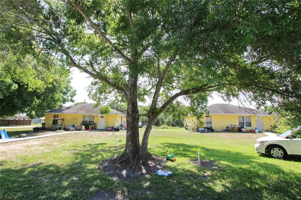 2218 NW 3rd Street Okeechobee FL 34972