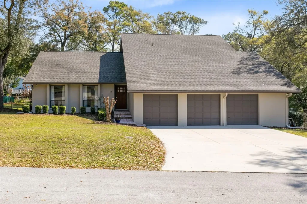 115 Canada Avenue Altamonte Springs FL 32701