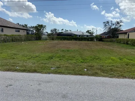 2510 Miracle Parkway Cape Coral FL 33914