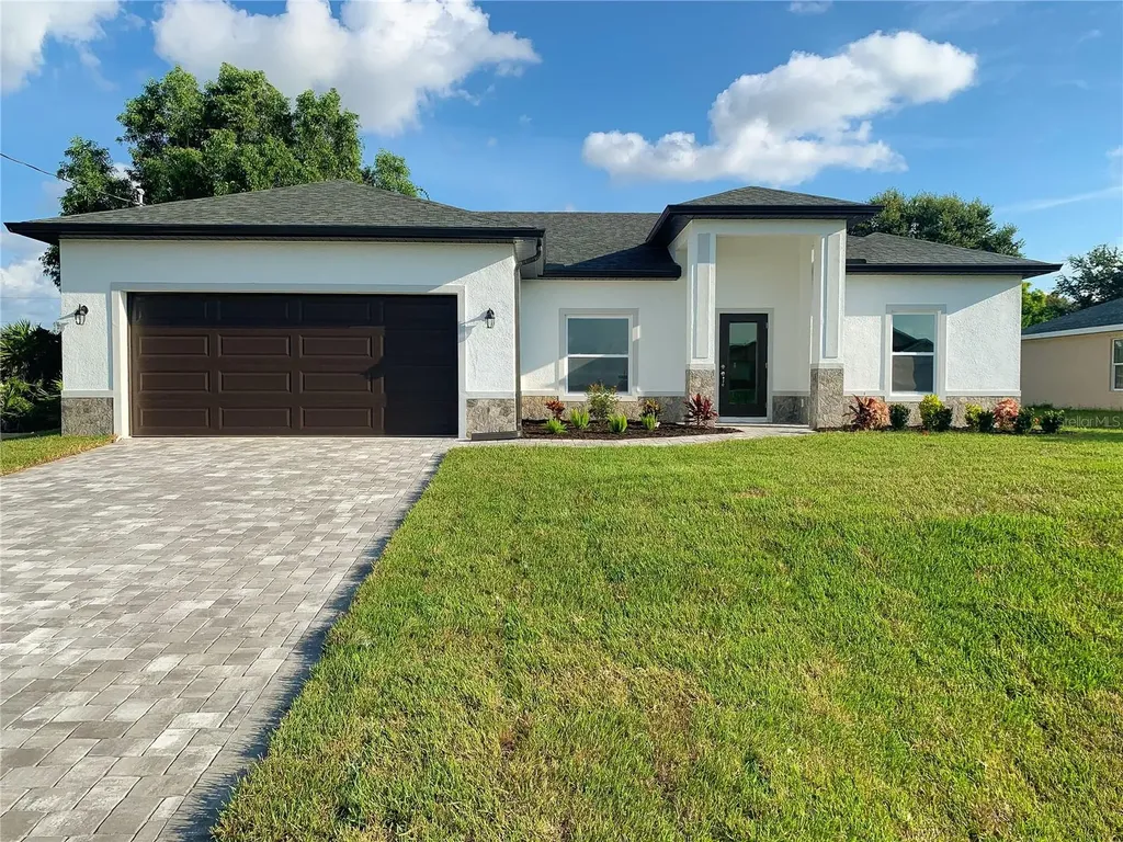 2717 Inland Avenue North Port FL 34288