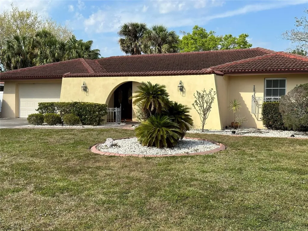 3859 Calliandra Drive Sarasota FL 34232