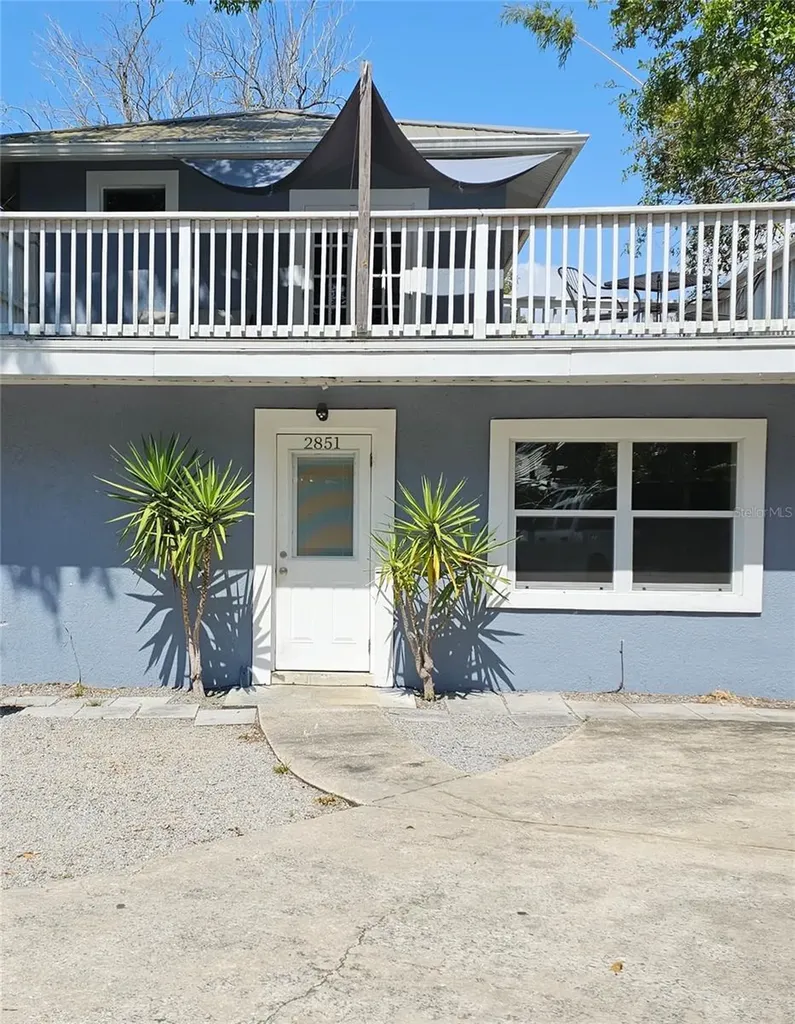 2851 W Bay Avenue Tampa FL 33611