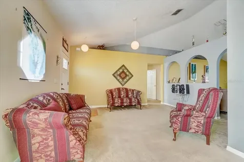 2724 Courtland Boulevard Deltona FL 32738