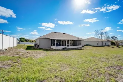 2724 Courtland Boulevard Deltona FL 32738