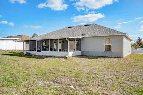 2724 Courtland Boulevard Deltona FL 32738