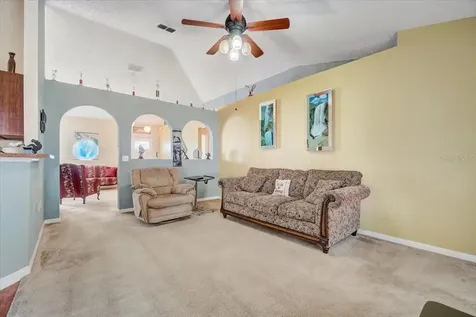2724 Courtland Boulevard Deltona FL 32738