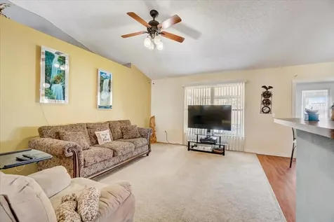 2724 Courtland Boulevard Deltona FL 32738
