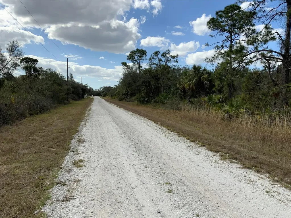 4219 E 30th Street Alva FL 33920