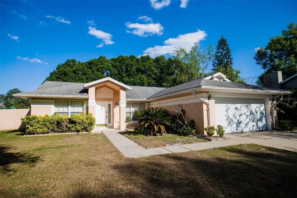 5729 Springmonte Court Orlando FL 32810