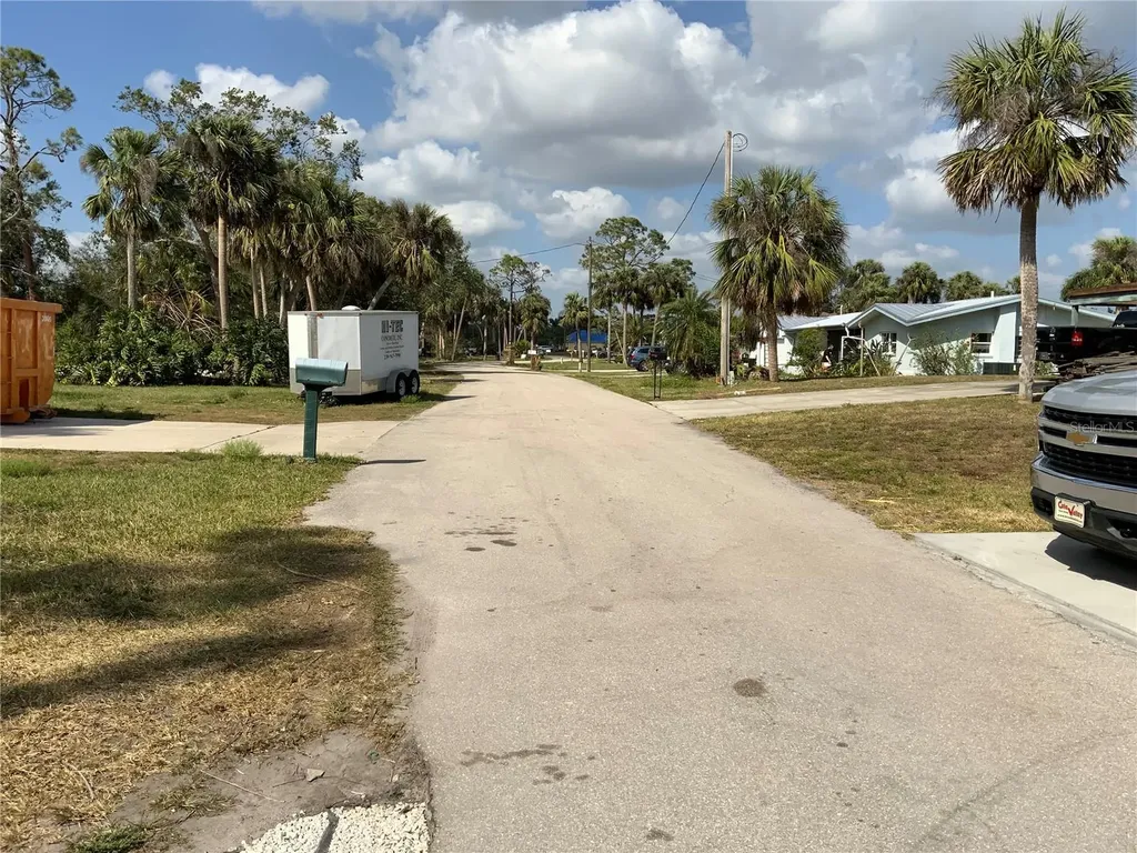 2271 Westwood Road North Fort Myers FL 33917
