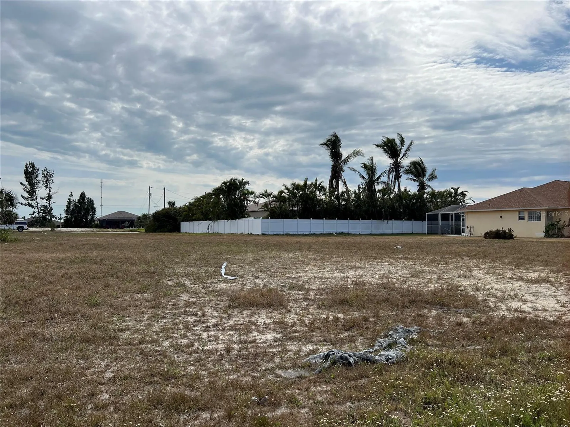 2000 SW 28th Terrace Cape Coral FL 33914