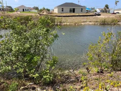 1708 NW 6th Place Cape Coral FL 33993