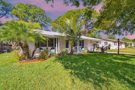 3462 70th Street N St Petersburg FL 33710
