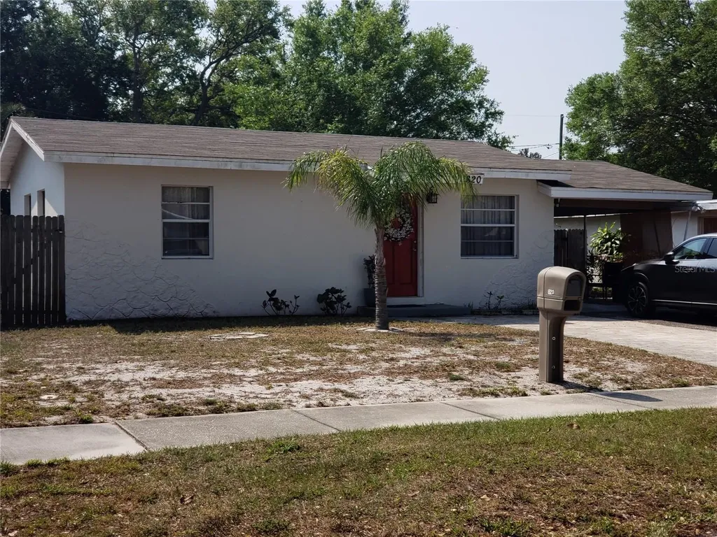 820 86th Avenue N St Petersburg FL 33702