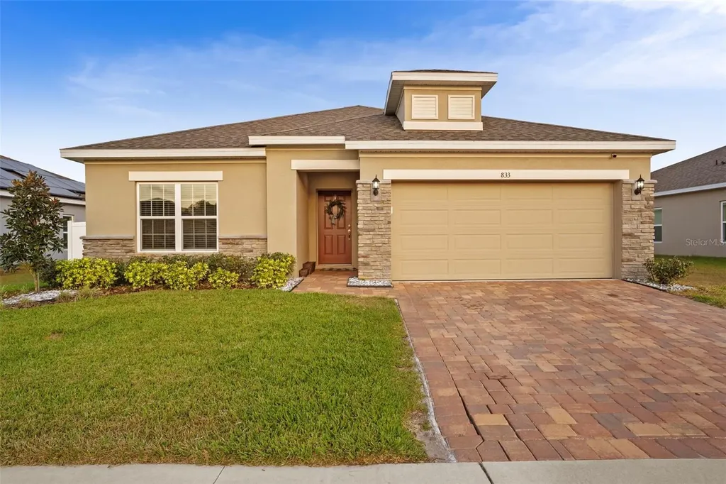 833 Avenal Lane Davenport FL 33837