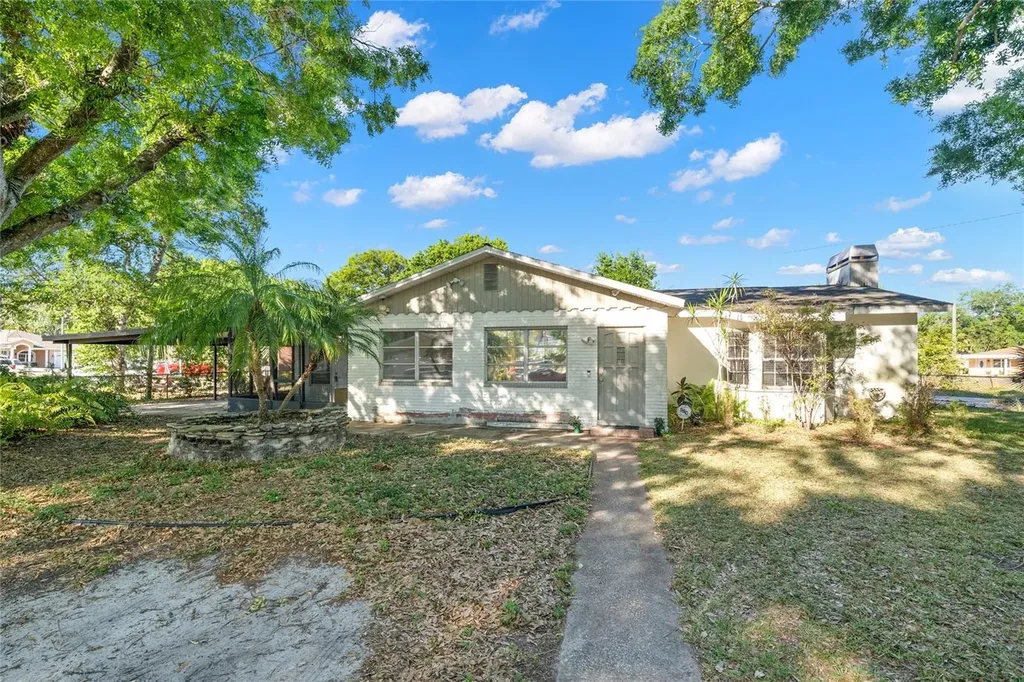 2708 Bel Aire Circle Tampa FL 33614