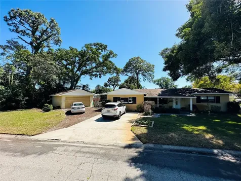 500 68th Avenue S St Petersburg FL 33705