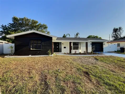 2596 65th Avenue S St Petersburg FL 33712