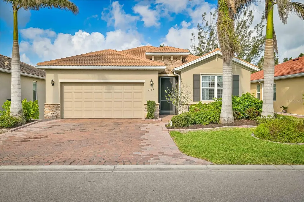 3164 Royal Gardens Avenue Fort Myers FL 33916
