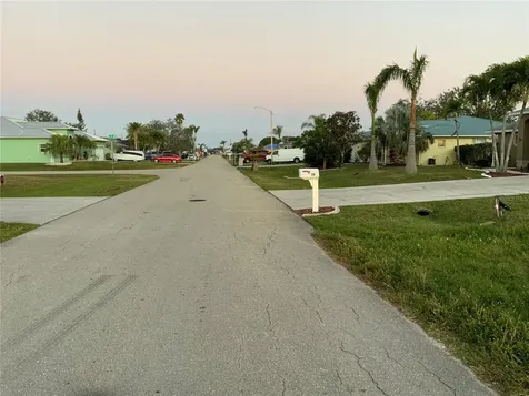 312 SE 19th Lane Cape Coral FL 33990