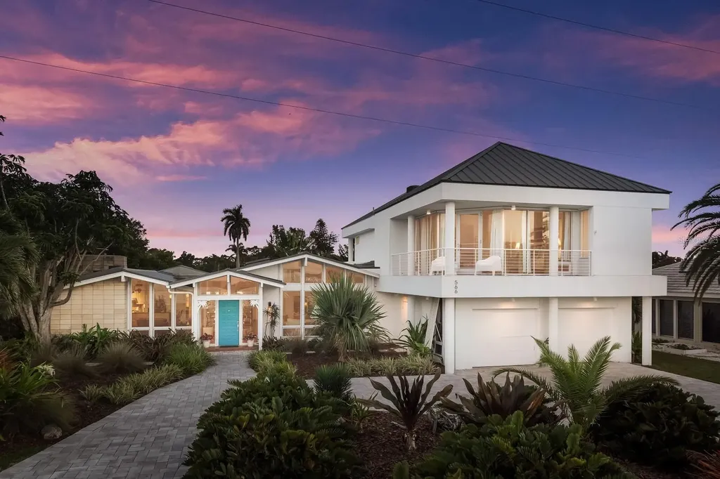 566 Jessmyth Drive Longboat Key FL 34228
