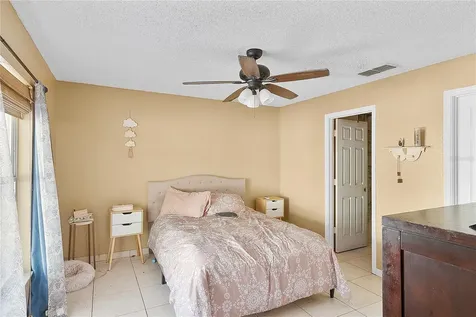 2305 Saphire Court Kissimmee FL 34743