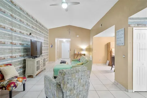 2305 Saphire Court Kissimmee FL 34743
