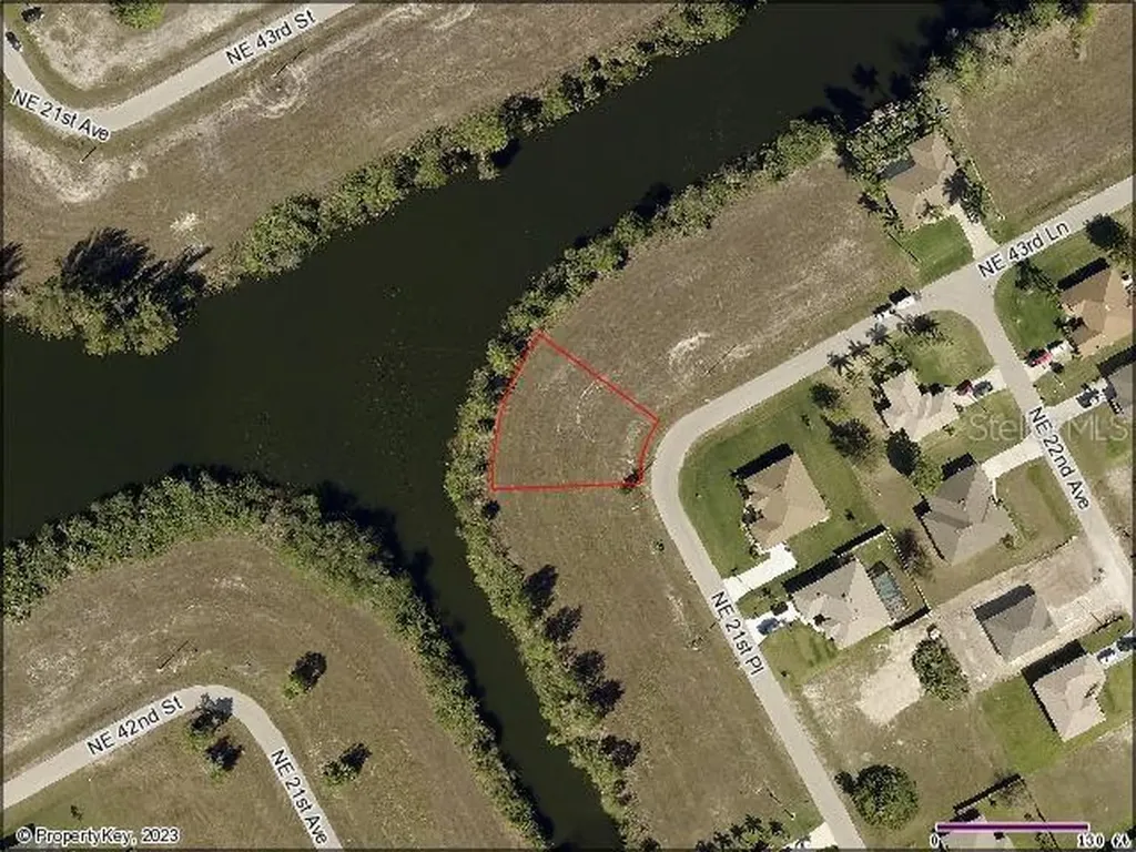 2113 NE 43rd Lane Cape Coral FL 33909