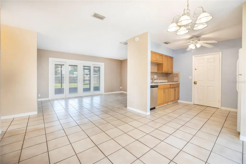 782 43rd Avenue NE St Petersburg FL 33703