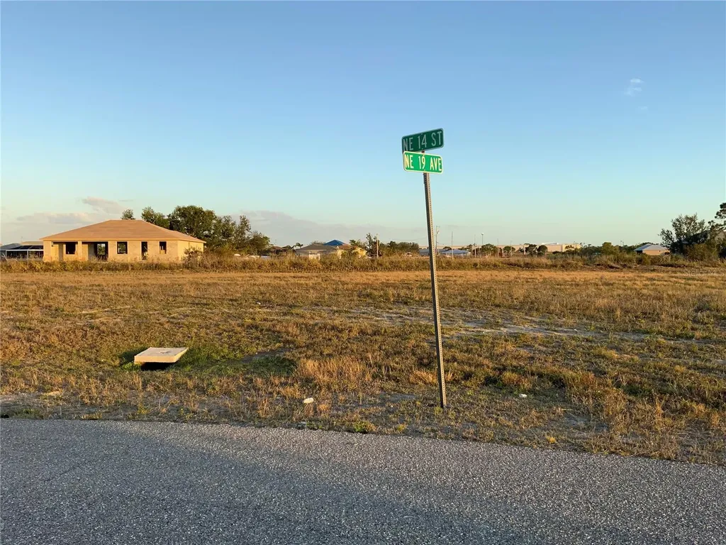1830 NE 14th Street Cape Coral FL 33909