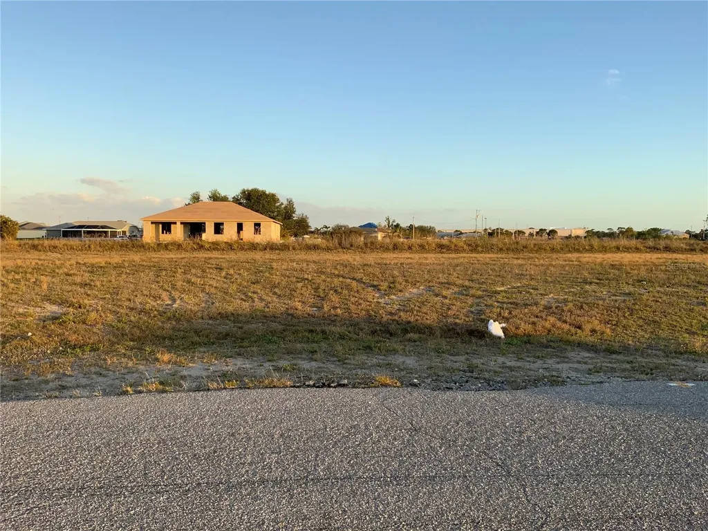 1830 NE 14th Street Cape Coral FL 33909